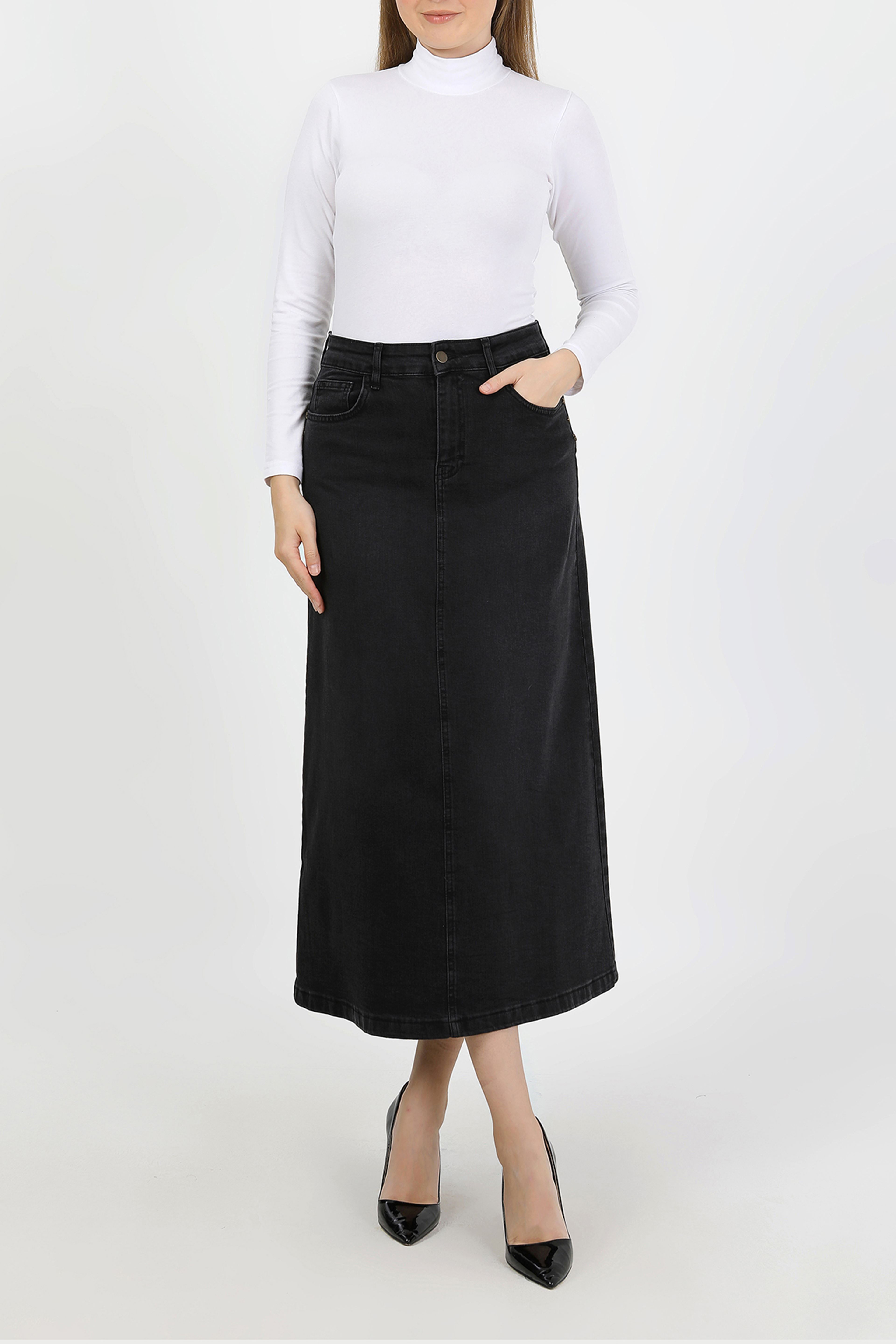 تنورة جينز سوداء بنقشة نجمة من القماش الطبيعي