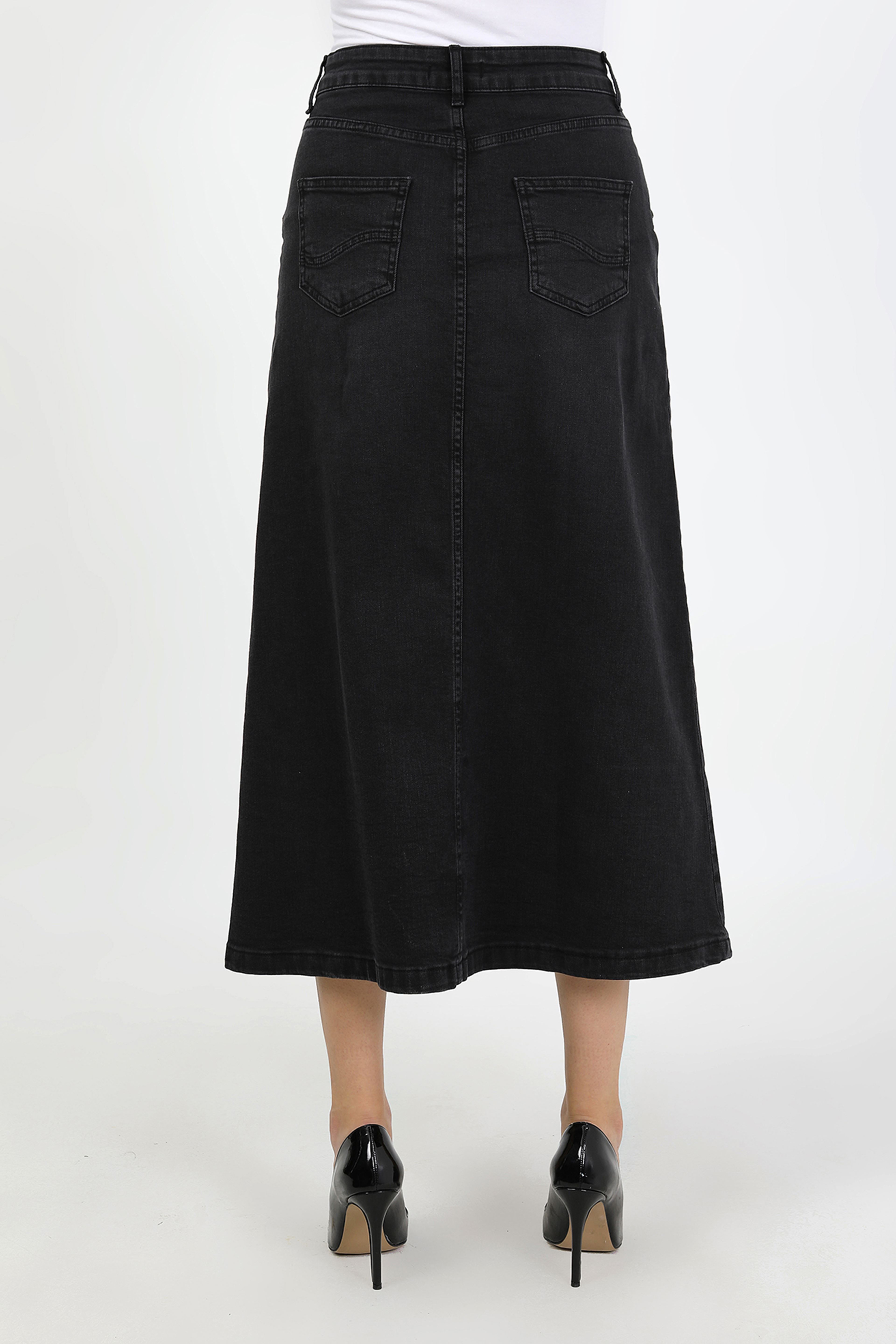 تنورة جينز سوداء بنقشة نجمة من القماش الطبيعي