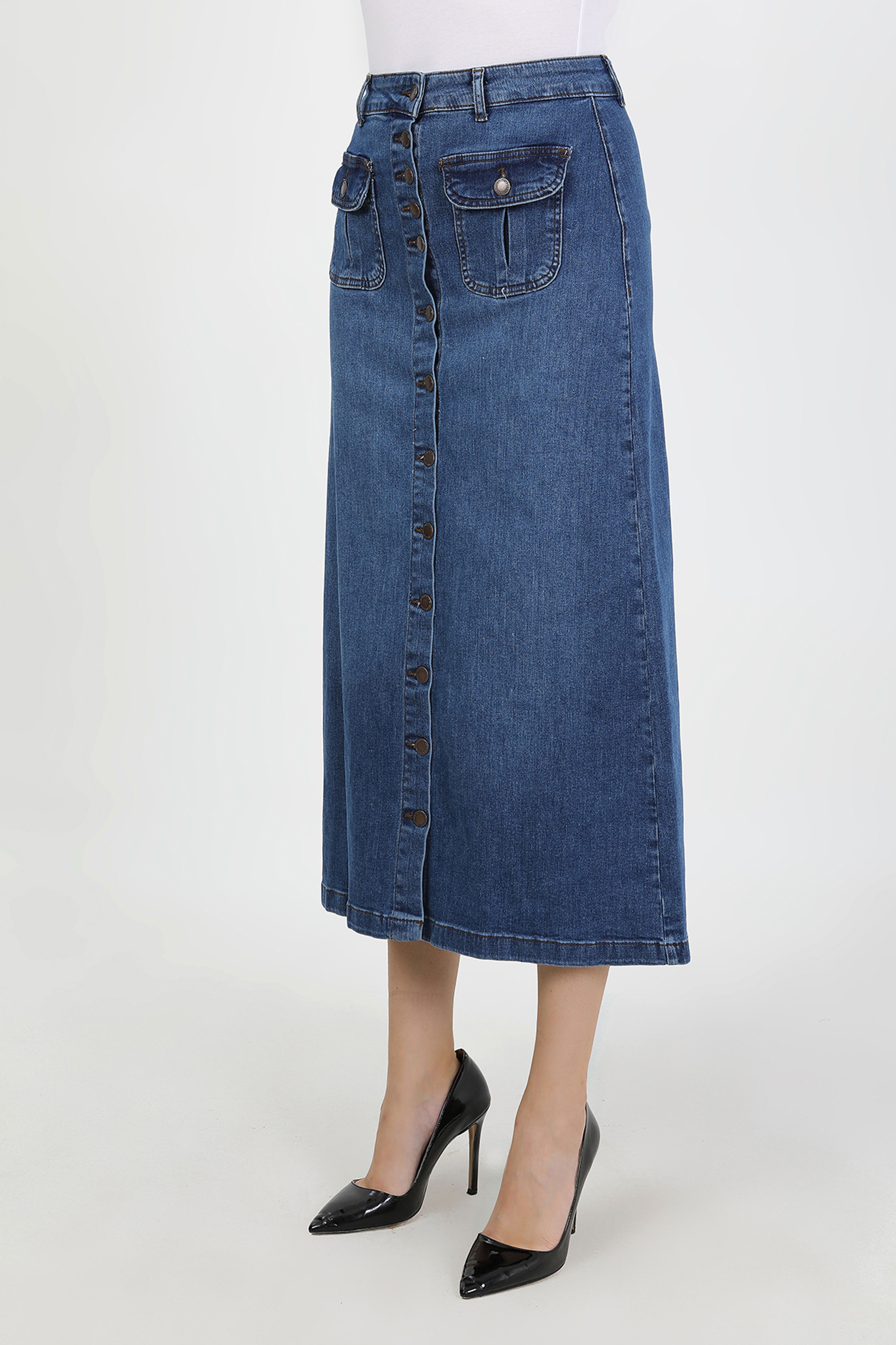 تنورة حجاب زرقاء داكنة مع فتحة أزرار وجيب