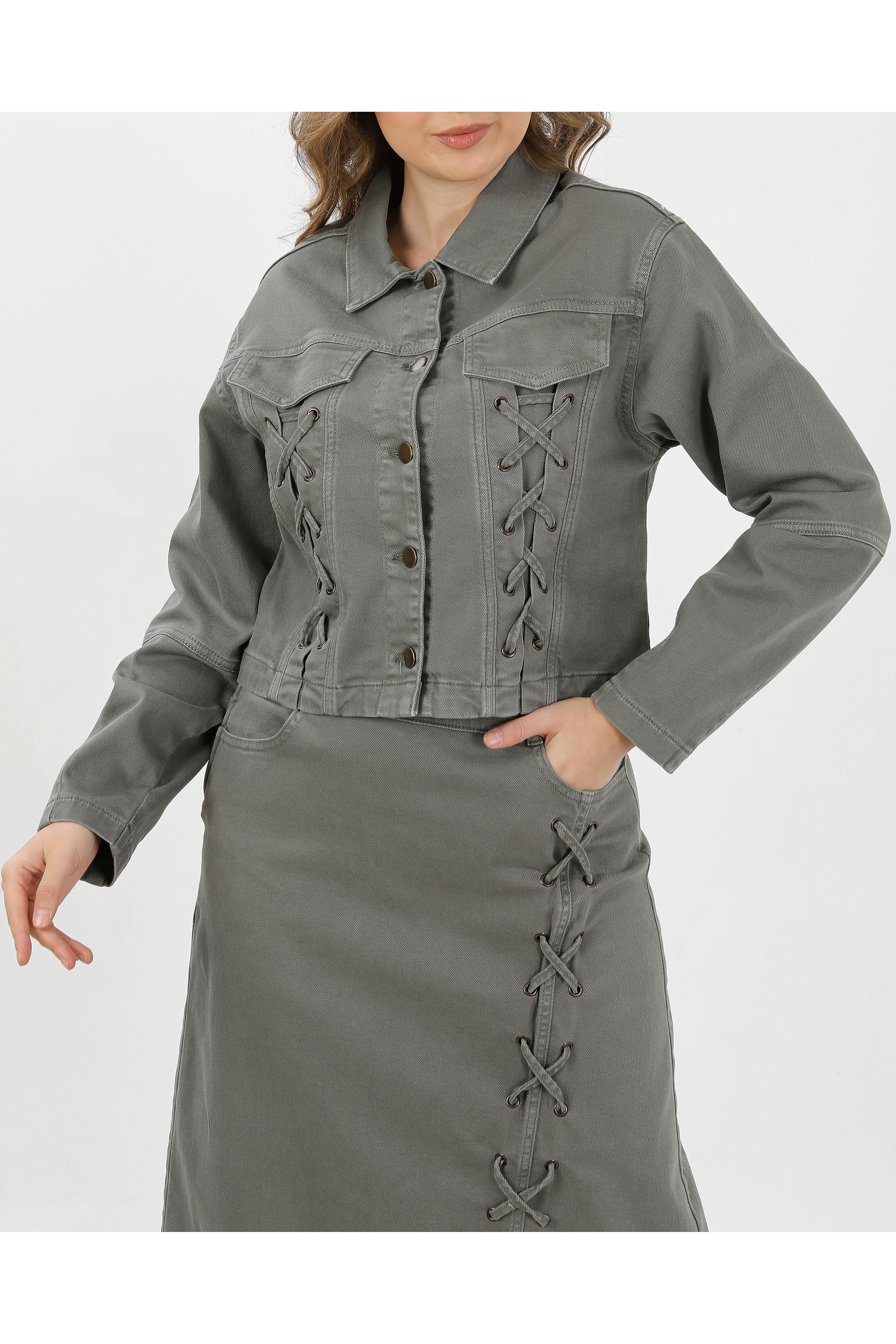 BAĞCIK DETAYLI DENİM CEKET VE ETEK-HAKİ