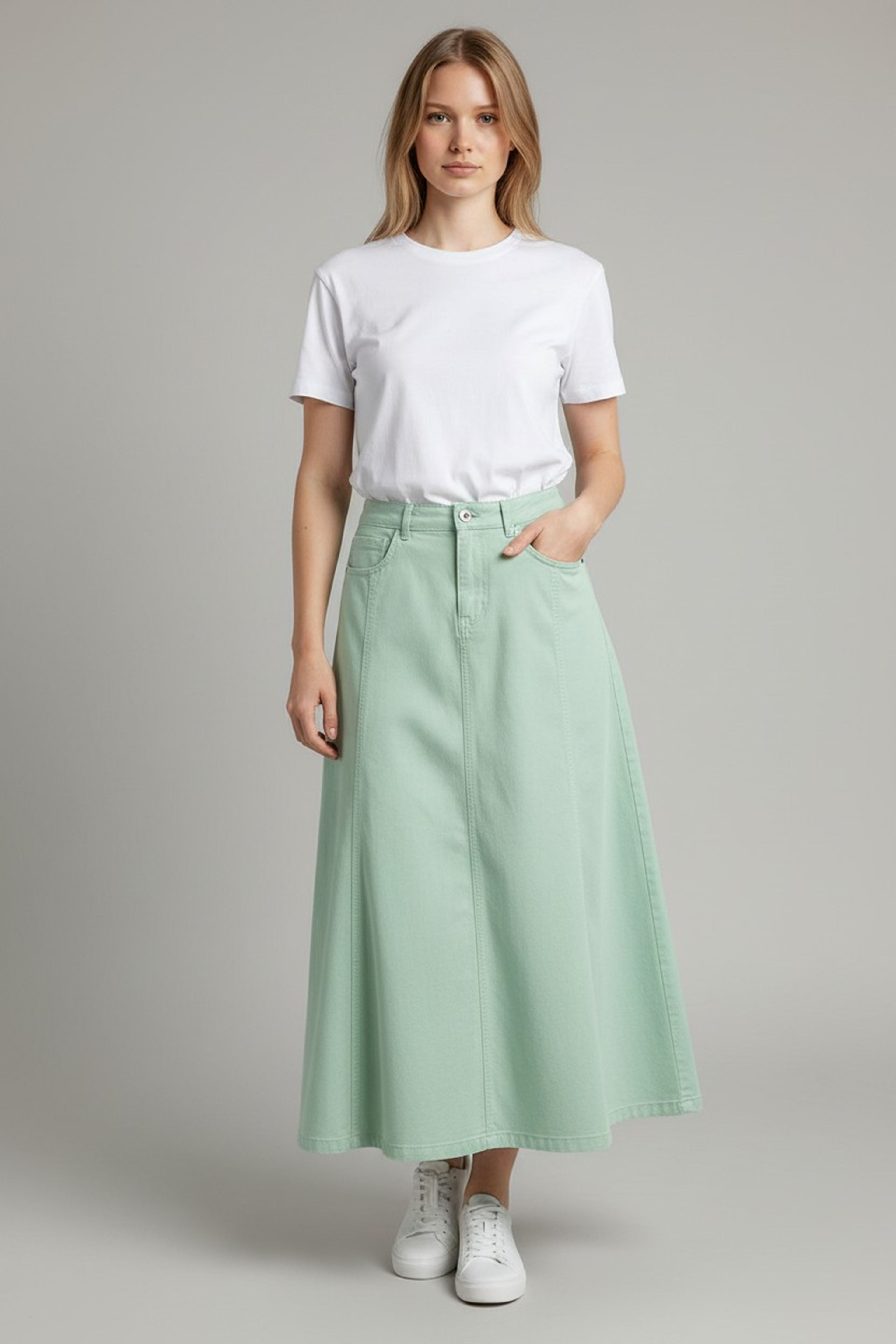 Длинная джинсовая юбка из клиньев