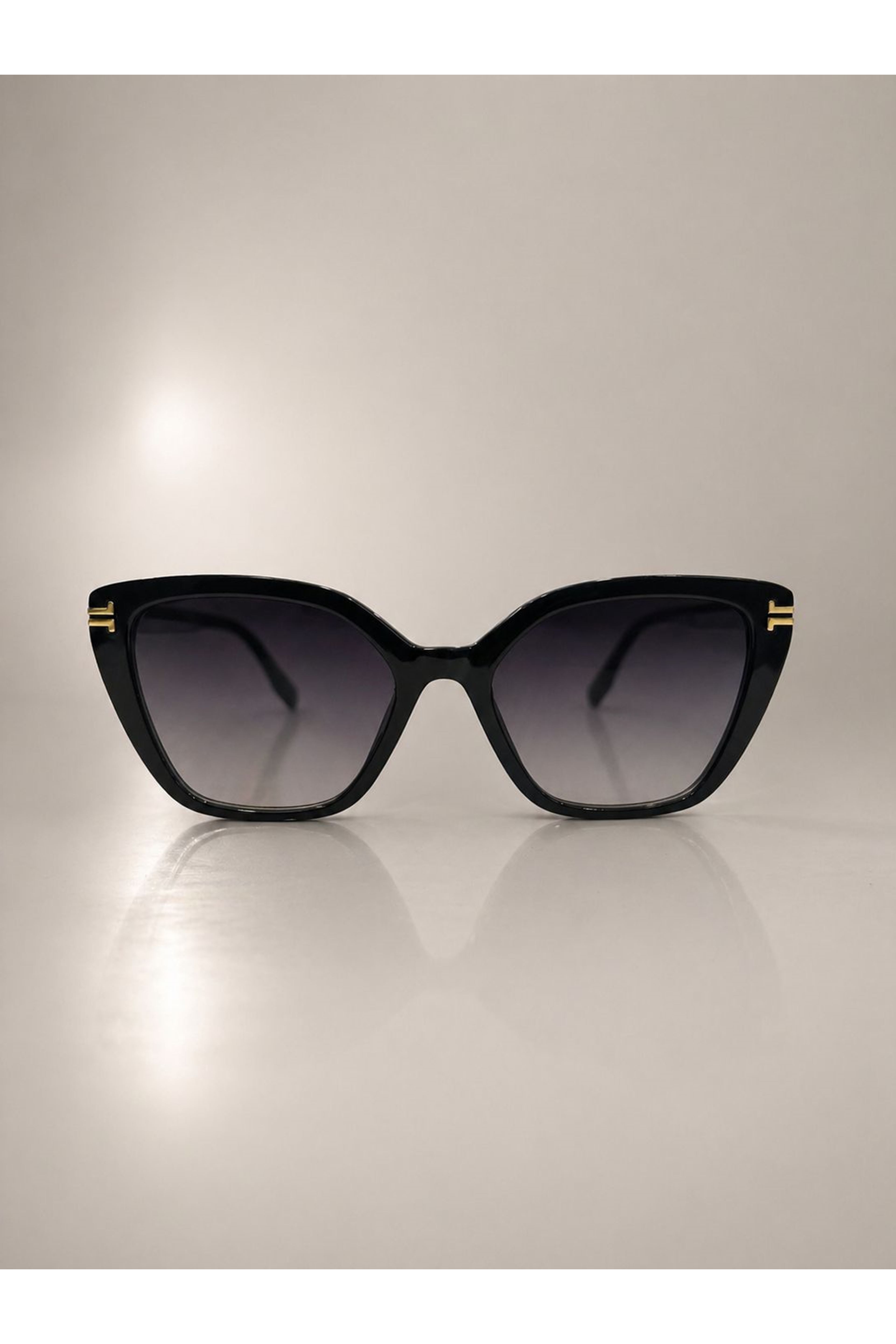 Kalın Çerçeve Köşeli Klasik Güneş Gözlüğü