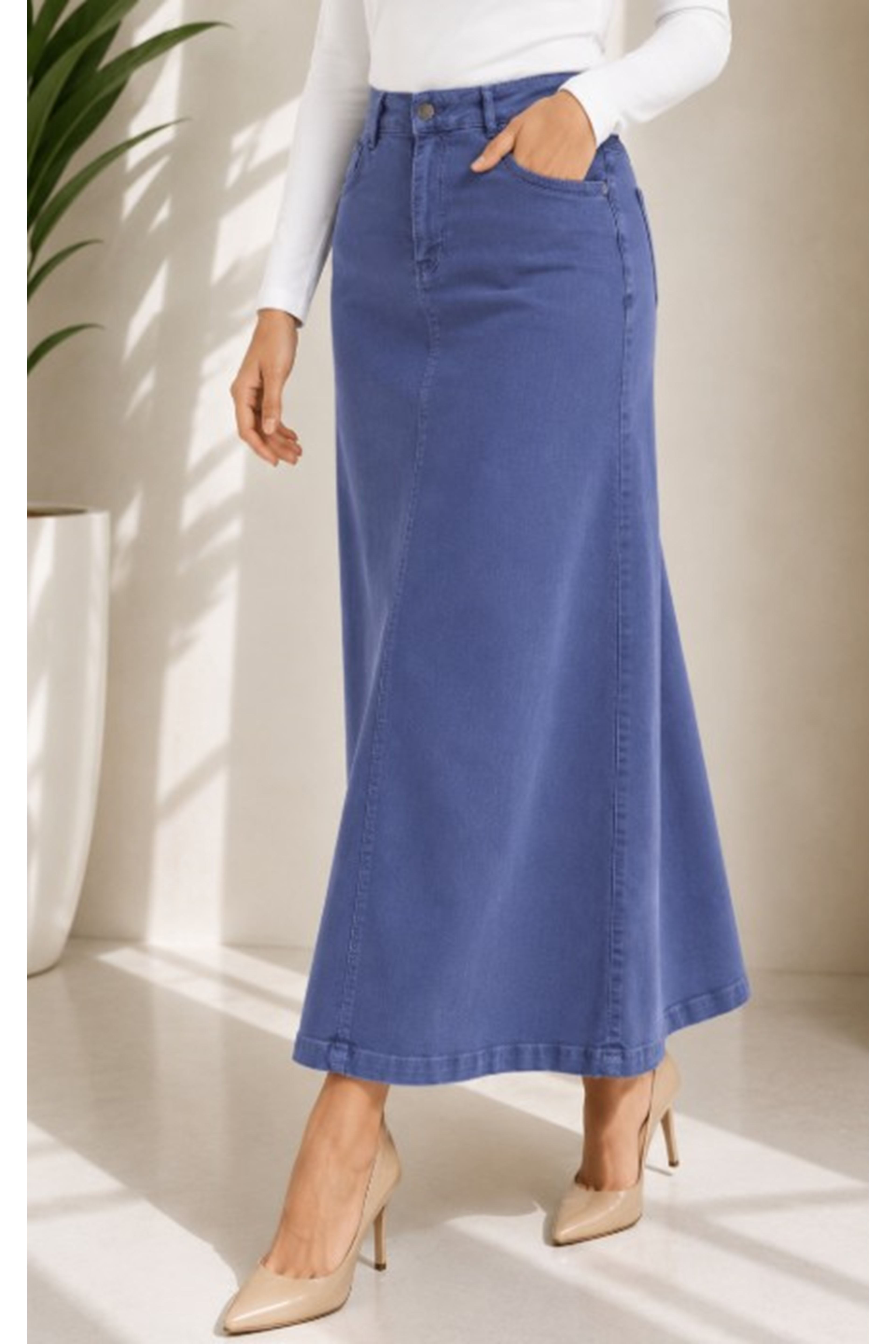Navy blue lycra and gabardine midi skirt