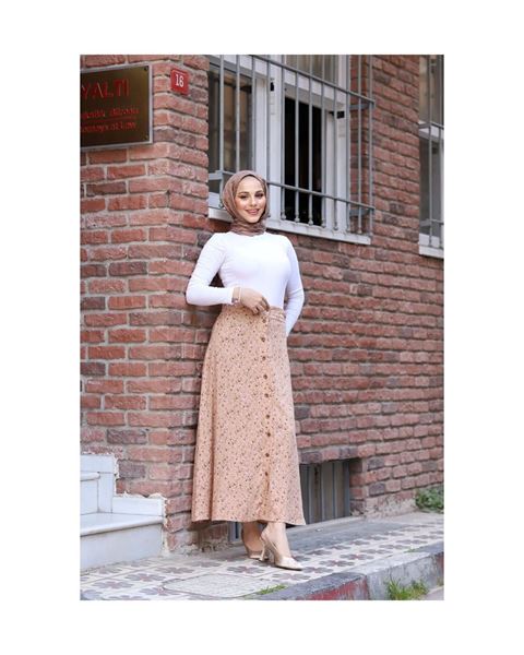 تنورة من الفيسكوز بأزرار