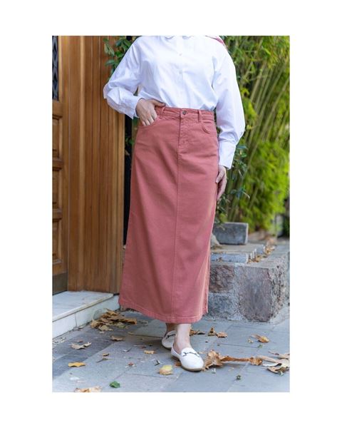 بلاط تنورة الحجاب