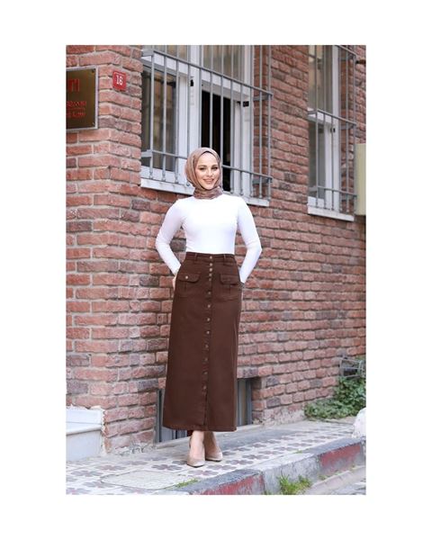 تنورة حجاب بنية اللون بأزرار وجيب