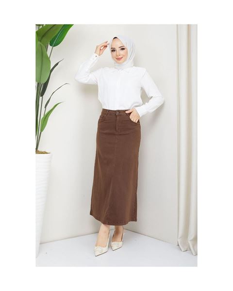 تنورة متوسطة الطول من الليكرا والجبردين باللون البني