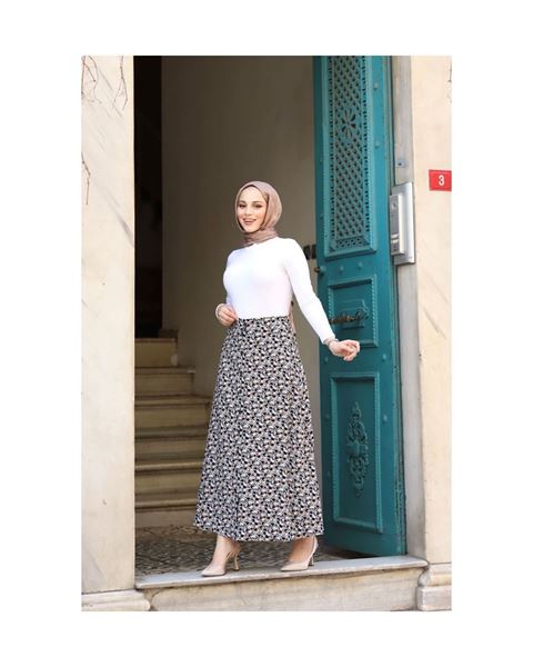 تنورة من الفيسكوز بأزرار