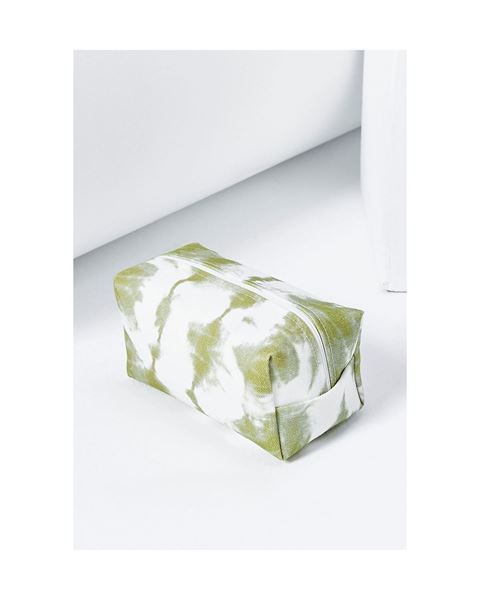 حقيبة مكياج بنقشة خفاش خضراء