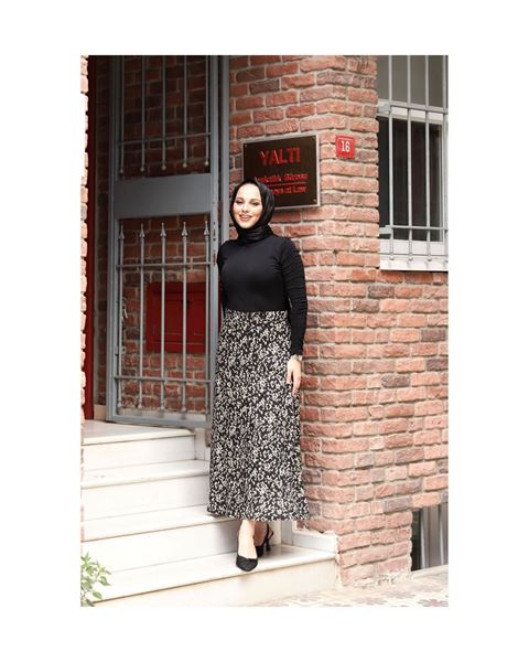 تنورة من الفيسكوز بأزرار، أسود/بيج