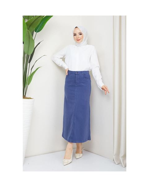 تنورة متوسطة الطول من الليكرا والجبردين باللون الأزرق الداكن