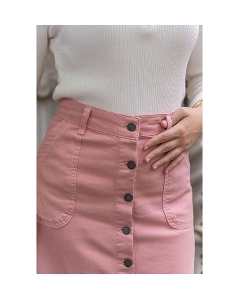 تنورة من الجبردين بأزرار