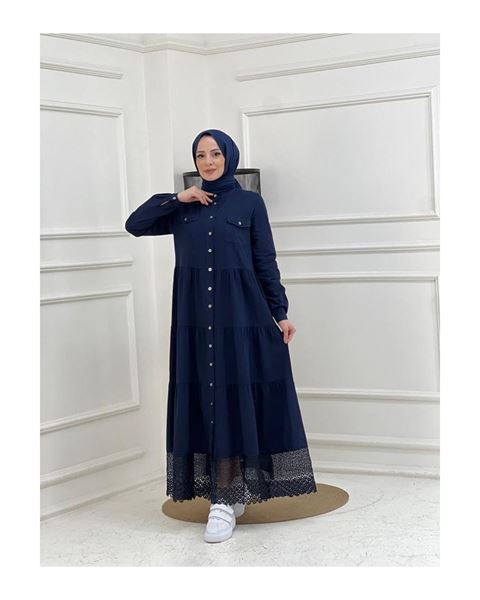 فستان جينز بأزرار من قماش طبيعي مزين بالدانتيل، أزرق داكن