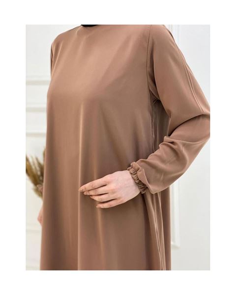 تونيك بحافة بيضاوية – لون لوزي