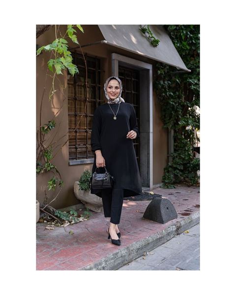 تونيك بحافة بيضاوية – لوزي وأسود