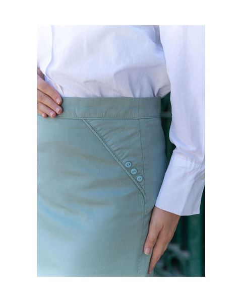 تنورة قلم رصاص من القماش الأخضر