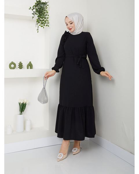 فستان كريب مع كشكشة على الكتفين، أسود