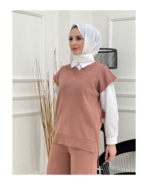  طقم تريكو مكون من قطعتين: سترة بدون أكمام بياقة V وبنطال – وردي غامق (غُل كوروسو)