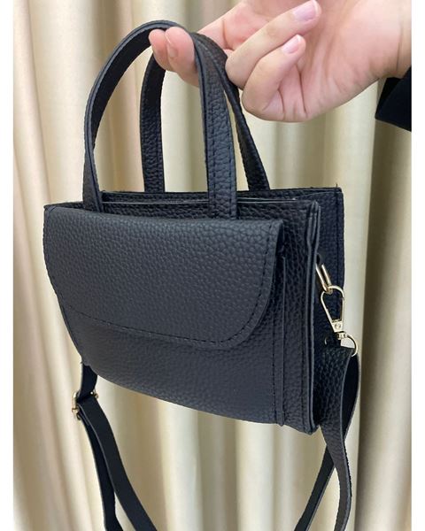 حقيبة يد وكتف صغيرة الحجم باللون الأسود