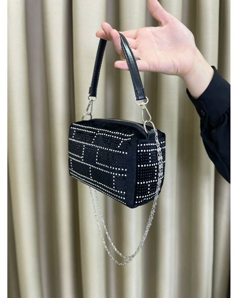 حقيبة يد وكتف بسلسلة من ستون موديل رمادية