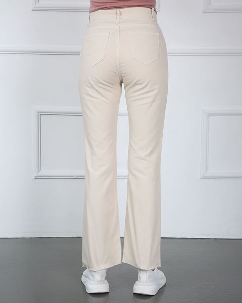 بنطلون من القماش الطبيعي باللون البيج