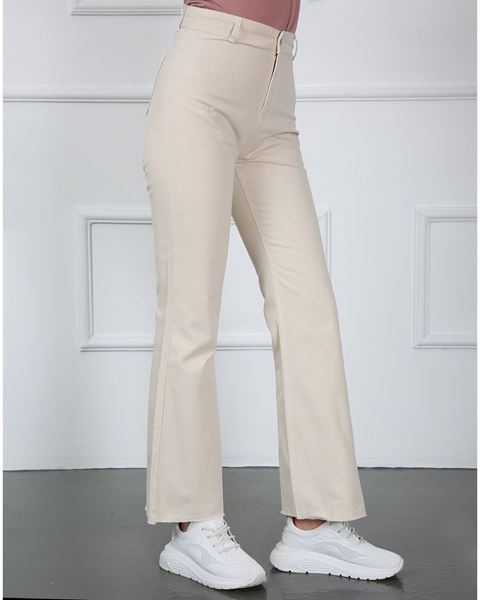 بنطلون من القماش الطبيعي باللون البيج