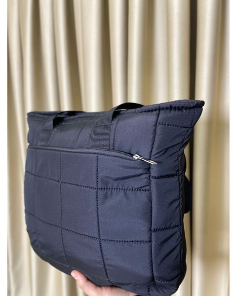 حقائب يد كبيرة الحجم مبطنة باللون الأسود