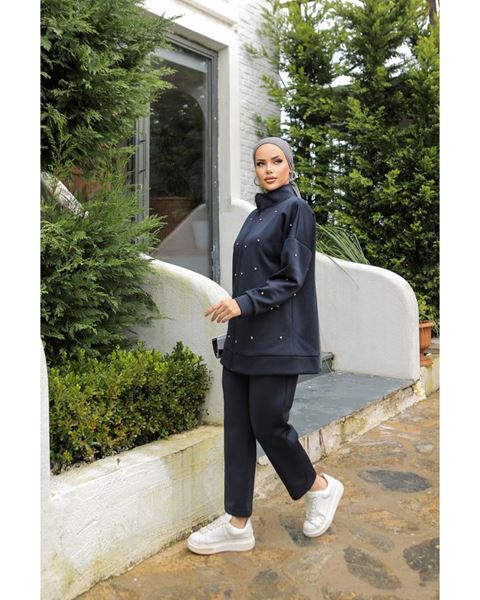 بدلة غوص بسحاب أسود