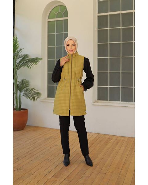 سترة مبطنة مقرمشة باللون الأخضر