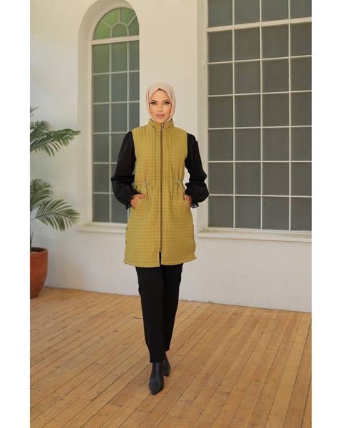 سترة مبطنة مقرمشة باللون الأخضر