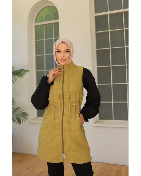 سترة مبطنة مقرمشة باللون الأخضر