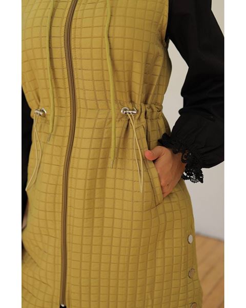 سترة مبطنة مقرمشة باللون الأخضر