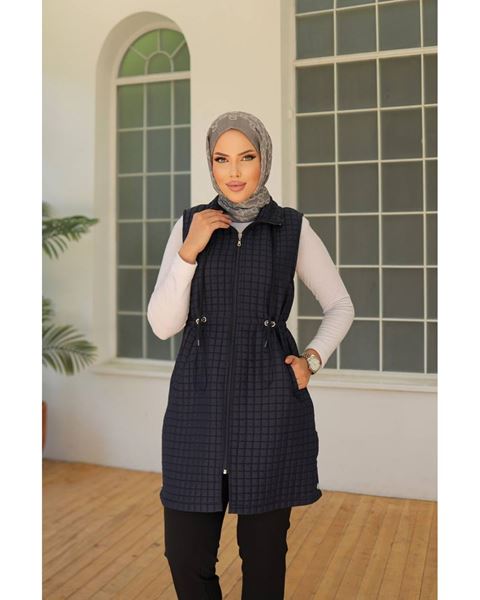 سترة مبطنة مقرمشة باللون الأزرق الداكن