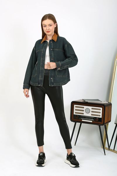 جاكيت جينز بياقة مخملية أزرق داكن