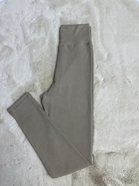 ليجنز/ملابس داخلية نسائية بيج