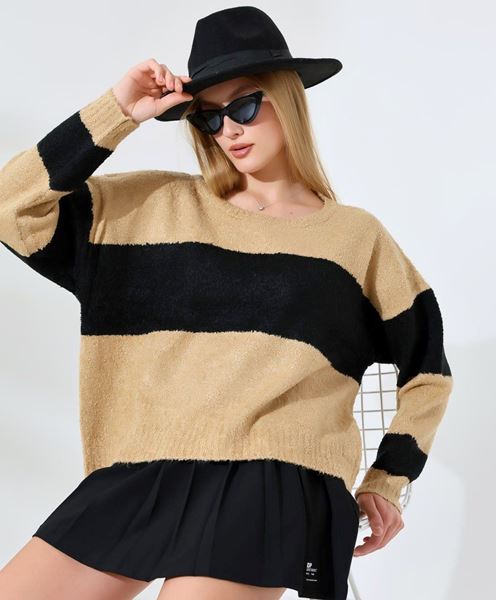 سترة أرجوانية اللون، سترة من المنك الأسود