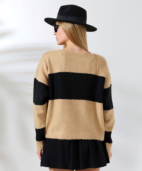 سترة أرجوانية اللون، سترة من المنك الأسود