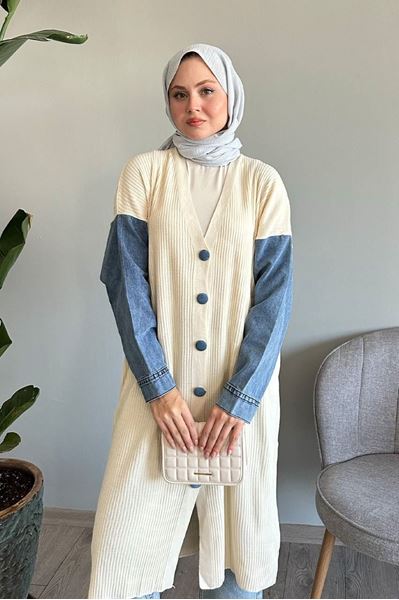 كارديجان جينز محبوك بأكمام، كريمي