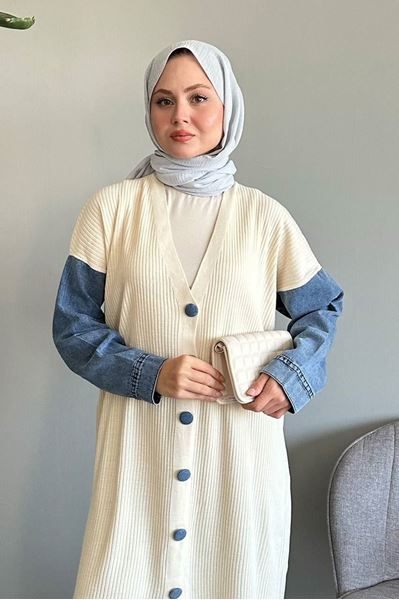 كارديجان جينز محبوك بأكمام، كريمي