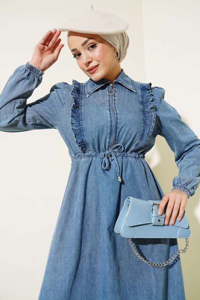 فستان جينز أزرق بأكمام منفوخة وسحاب