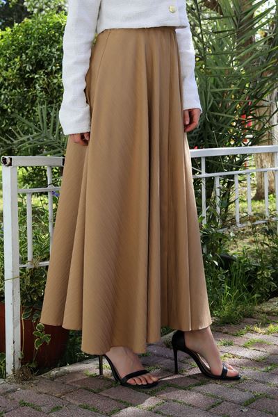 تنورة كلاسيكية من الإيلاستين عالية الخصر