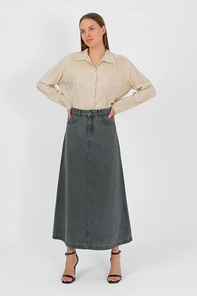 تنورة جينز رمادية عالية الخصر