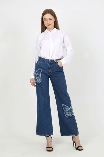 قميص واسع بقصة كبيرة – أبيض