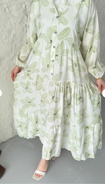 فستان من قماش مودال مزهر بأزرار - أخضر