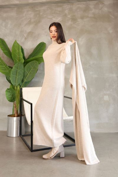 KADIN BOĞAZLI TRİKO ELBİSE VE UZUN HIRKA İKİLİ TAKIM-KREM