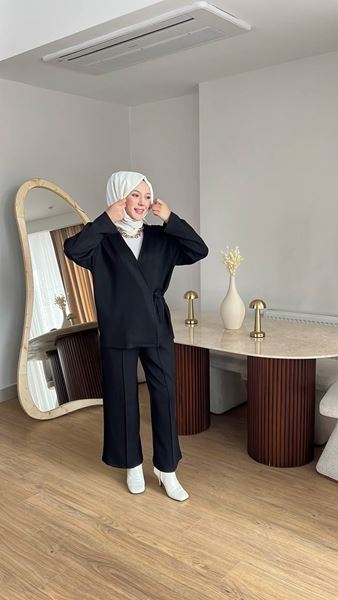 Kadın Yandan Düğmeli Kimonolu Takım- Siyah