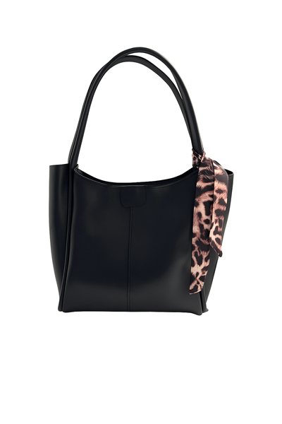 KADIN SİYAH  OMUZ ÇANTASI- FULAR DETAYLI DERİ GÖRÜNÜMLÜ