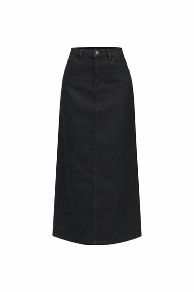 تنورة حجاب سوداء