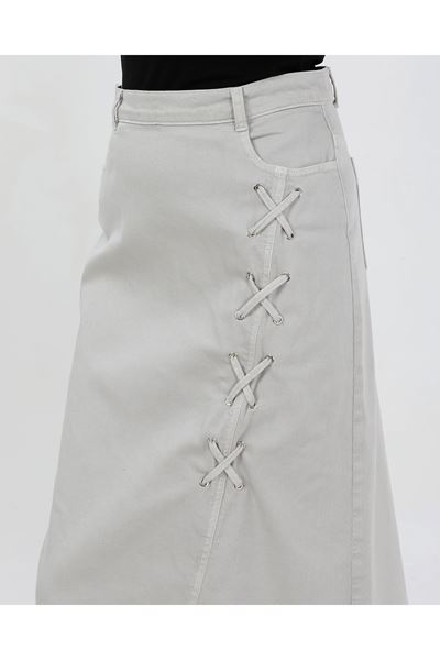 BAĞCIK DETAYLI DENİM ETEK- AÇIK FÜME