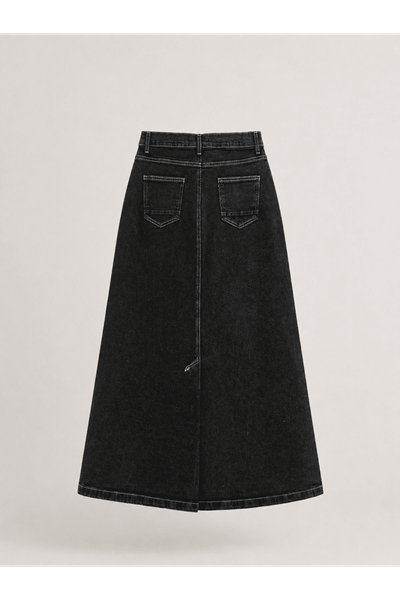 Черная джинсовая юбка с контрастной строчкой из натуральной ткани